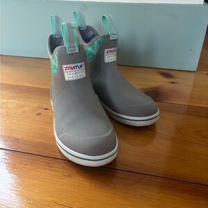 Woman’s Xtratuf Gray and Green Boots